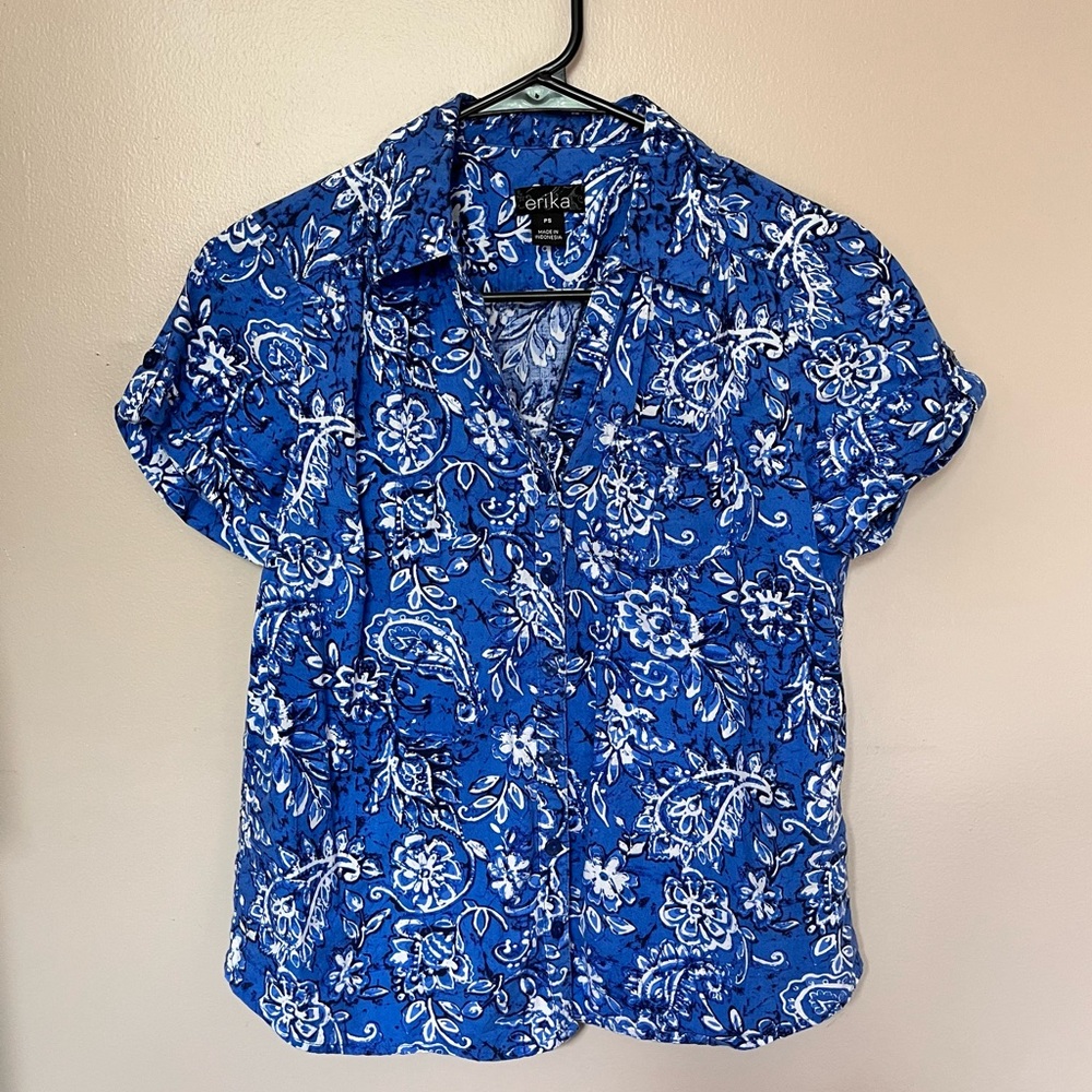 Erika • Short Sleeve Floral Button Down Shirt